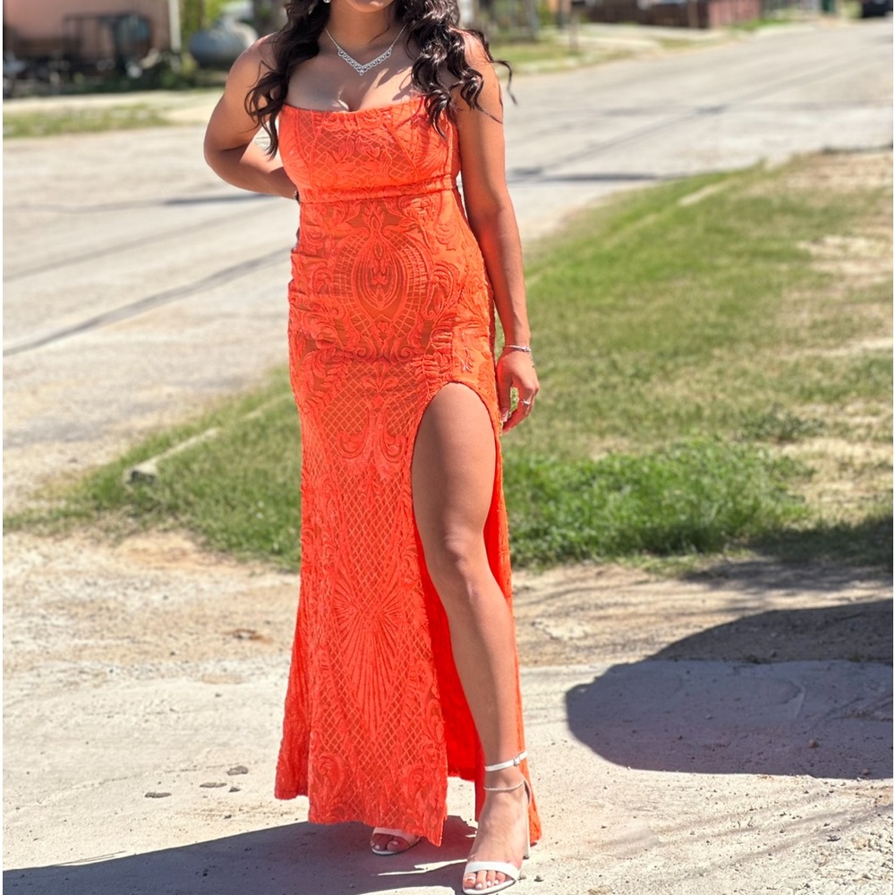 Orange dress